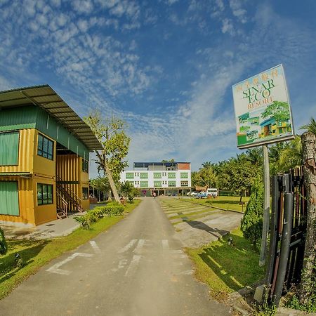 Sinar Eco Resort Kampong Bukit Panjang Екстериор снимка